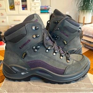 Lowa Renegade GTX Mid Ws Bluegray/Prune Sz 6.5 NEVER WORN